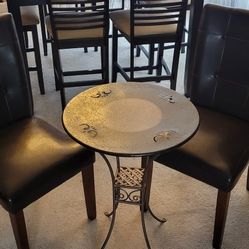 Bistro Chic Dining Table With Two Soft Chairs