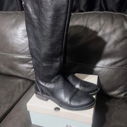 Arturo Chiang Black Leather Boots Woman's Size 9