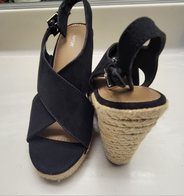 Apt 9 Black Wedge Sandals