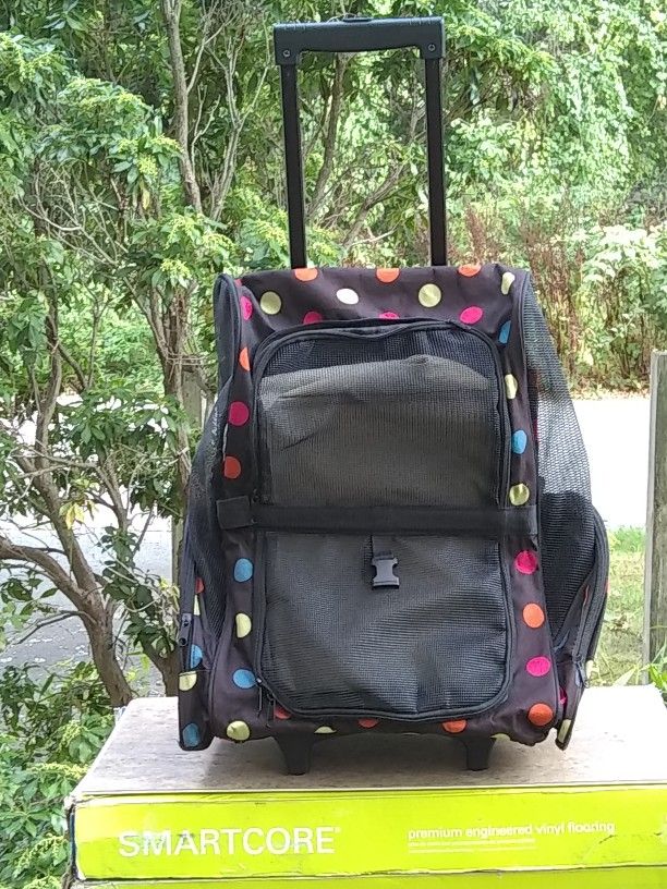 Rolling Dog/Cat/Pet Carrier