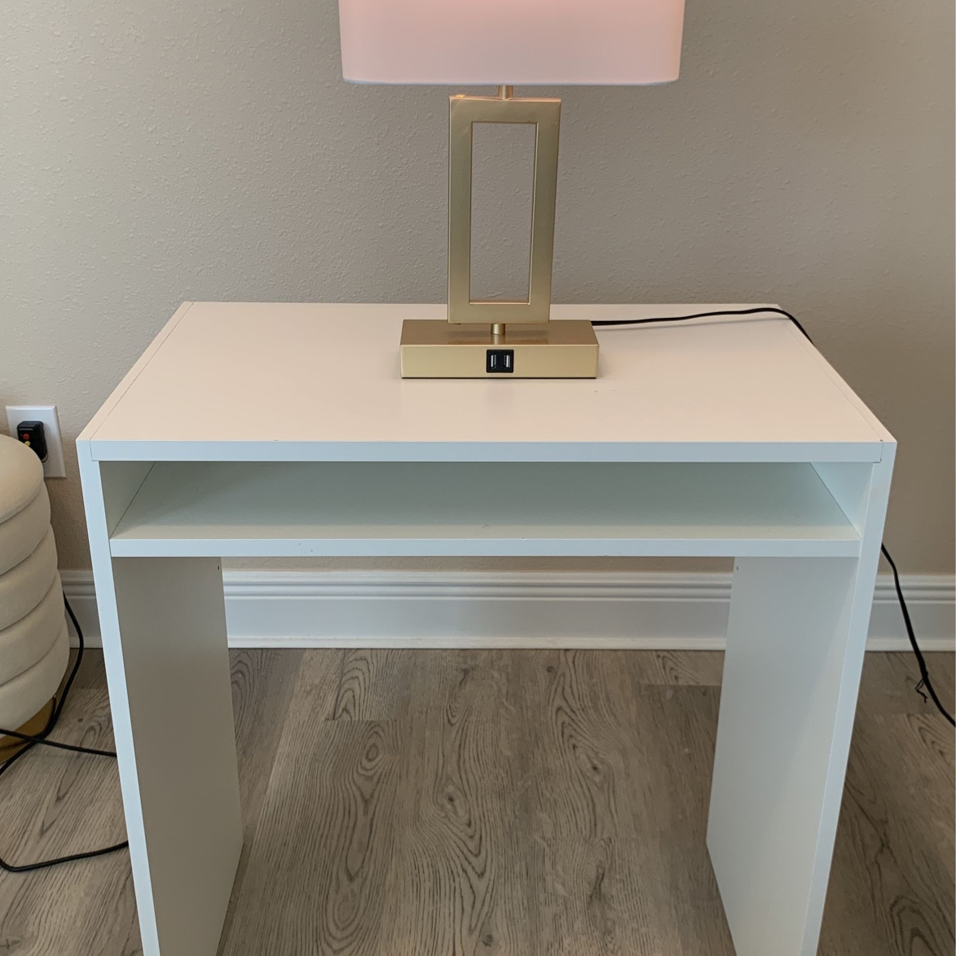 White Desk Beautiful Sturdy 