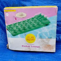 Pocket Lounge