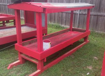 Cattle livestock feeders