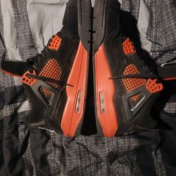 Jordan 4 Red Thunder 