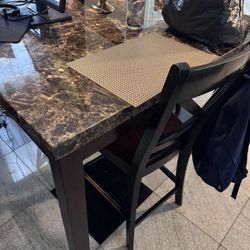 Dinner Table With 4 Chairs 