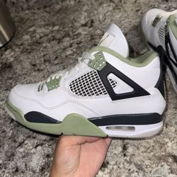 Air Jordan 4 Retro Seafoam 