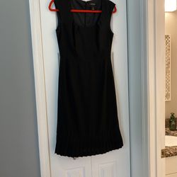 White House/Black Market Dress