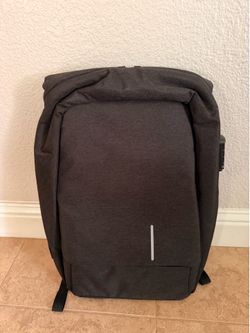 AT&T Essentials 17 inch Laptop Backpack with TSA Lock and Charging Cable