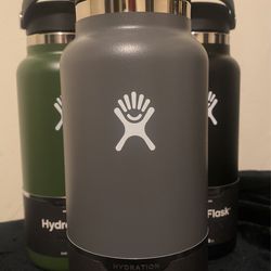 Hydro Flask 32oz for Sale in Long Beach, CA - OfferUp