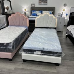 NEW TWIN BED FRAME WITH MATTRRESS 