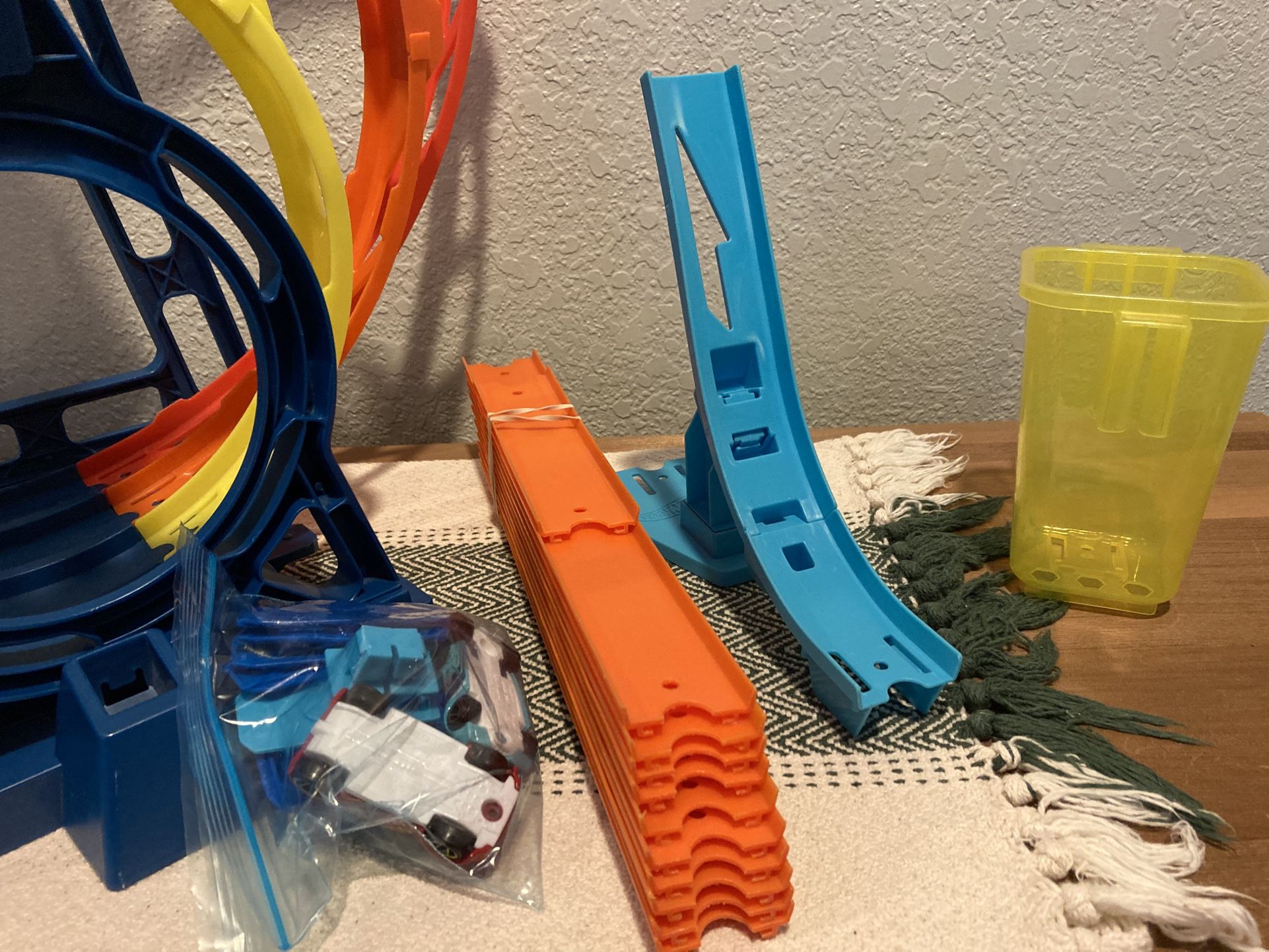 Hot Wheels Loop Track