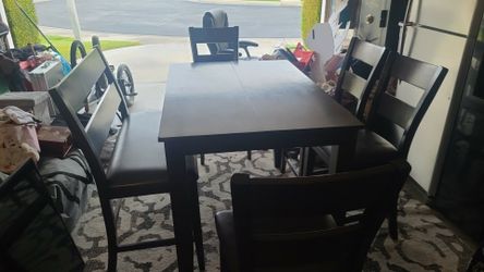 Kitchen table