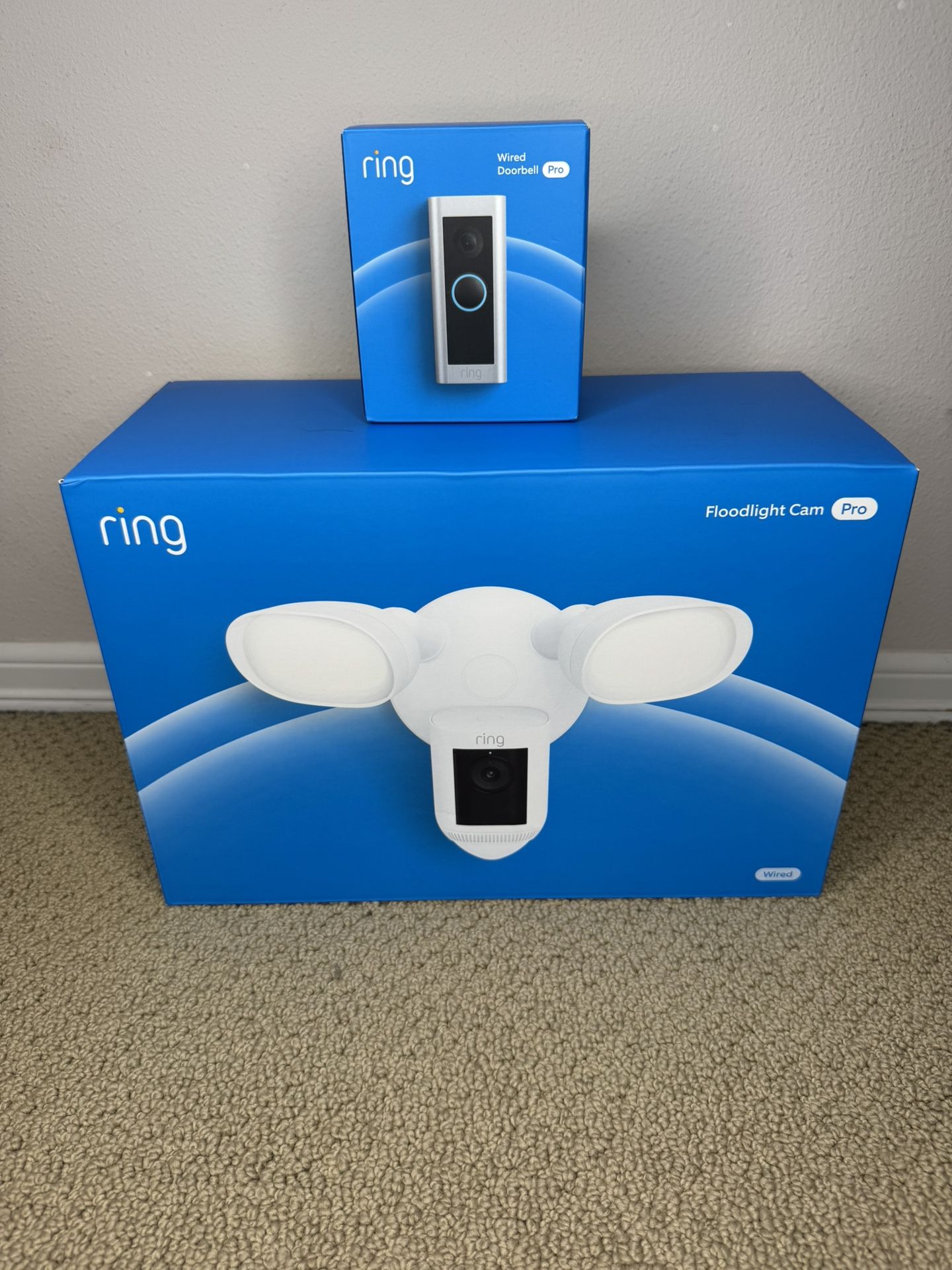 PRICE FIRM Ring Wired Doorbell Pro (Video Doorbell Pro) with Ring Floodlight Cam Wired (White)