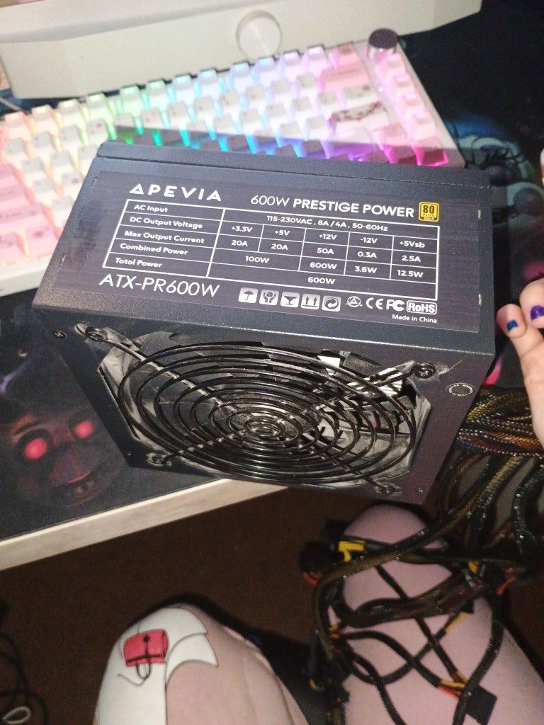 Used Apevia 600 W ATX Power Supply