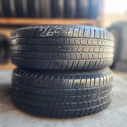265/70/18 MICHELIN x2 Used