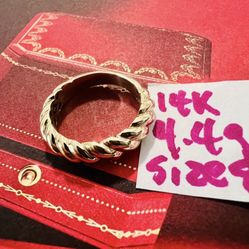 14K Solid Gold Wedding Ring 4.4Gr Size 8