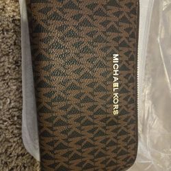 New wallet