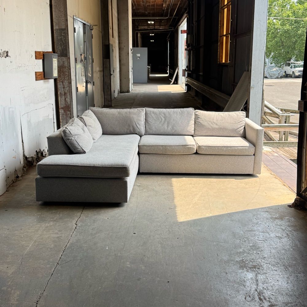 West Elm Harris Sectional | 🚛 WHITE GLOVE DELIVERY