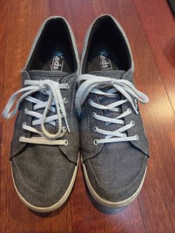 Keds women's, size 8 with cusion insole