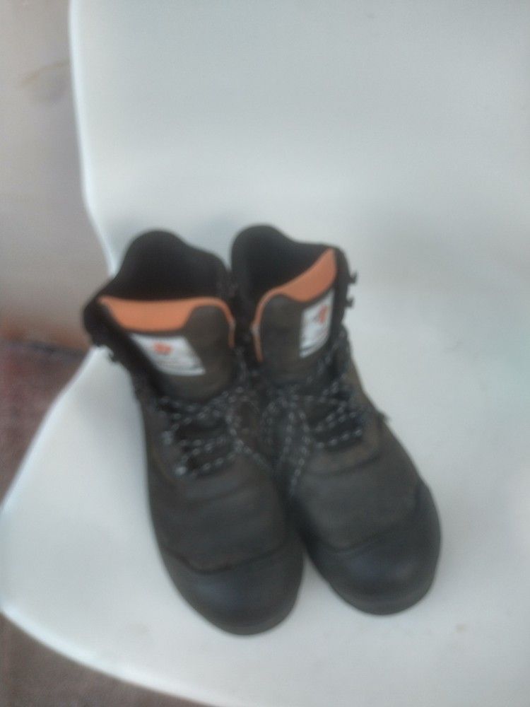 Men Working Boots Size 9