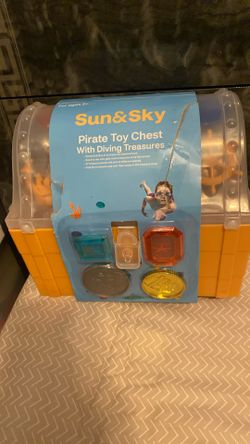 Pirate Toy Chest with diving treasures 