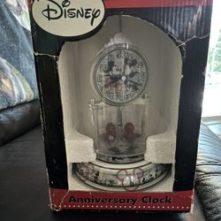 Disney Anniversary Clock Collectors 