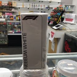 Neeum White
