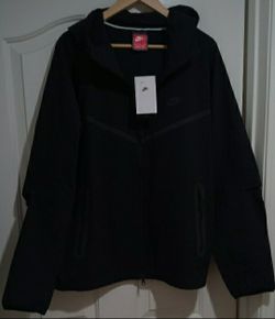 Nike Tech Full Zip Up Hooded Jacket Men's Size MEDIUM * Loose Fit / Fits a Large * Brand NEW with Tags Authentic