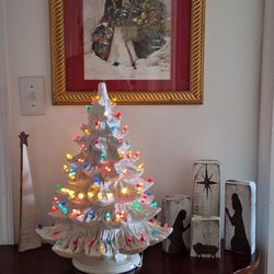 Wooden Handmade Nativity Scene 4 Piece.