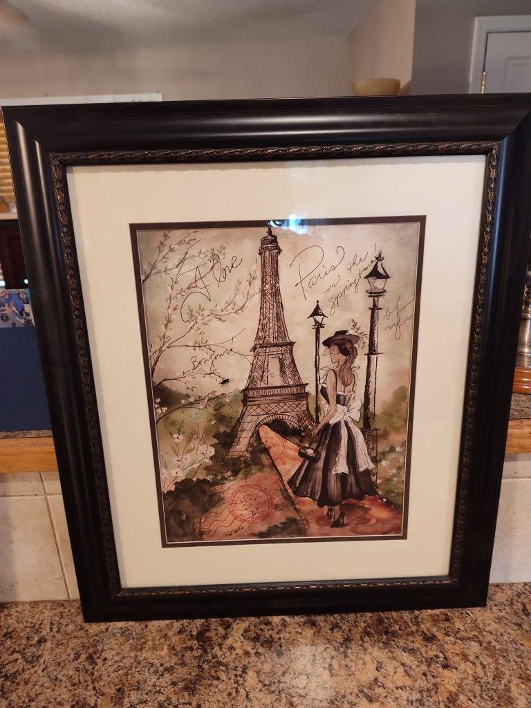 Framed Eifel Tower Art