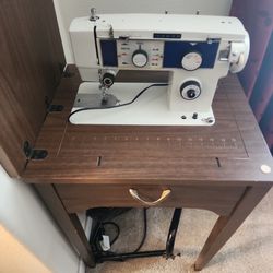 Morse 3692 sewing machine in cabinet