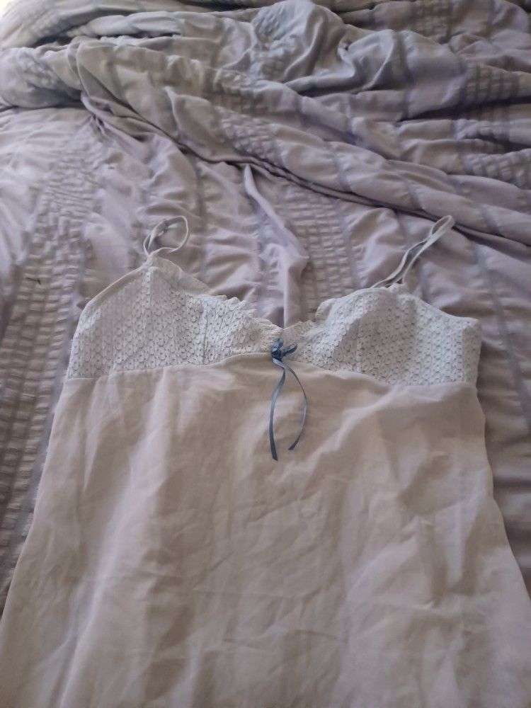 Victoria's Secret Gown Large