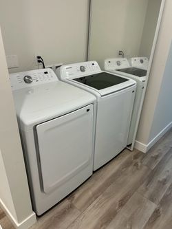 Samsung Washer & Dryer Set – 1 Yr Old