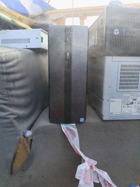 HP Omen 870-213w Desktop PC