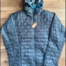 New Patagonia Nano Puff Hooded Jacket
