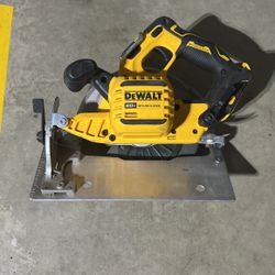 Dewalt Circular Saw