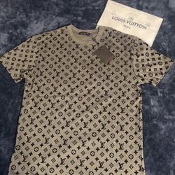 LV shirts 