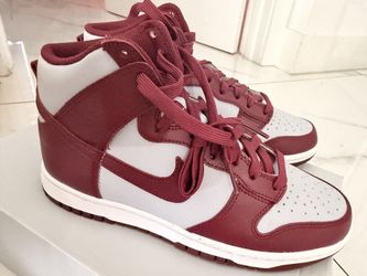 New Nike Dunks
