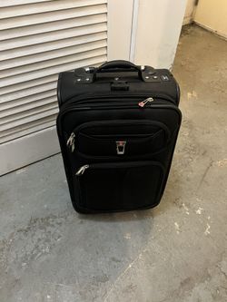 Desley Lightweight Suit Case 