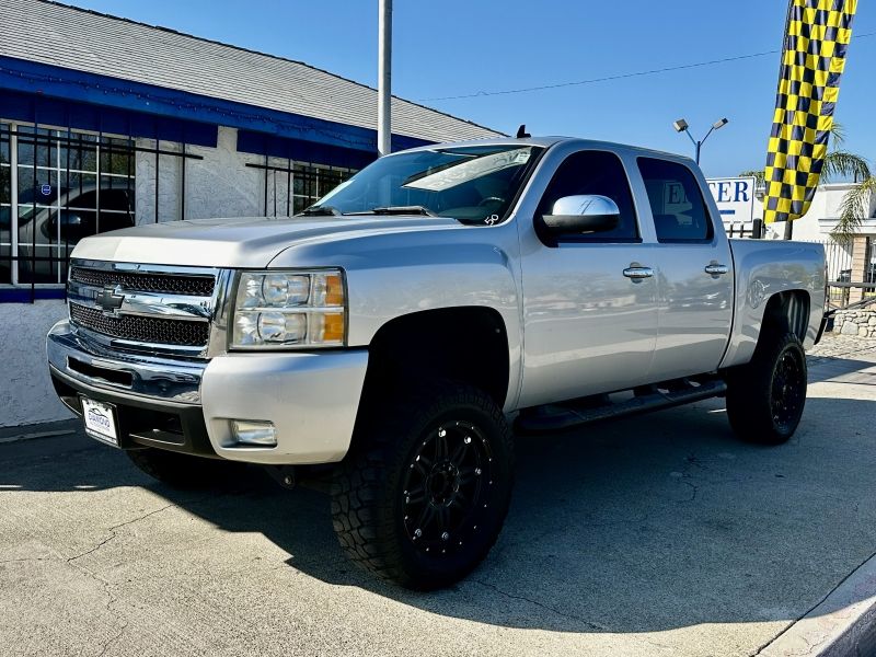 2011 CHEVROLET SILVERADO 1500 CREW CAB
