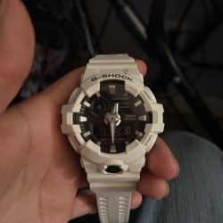 White g shock brand new