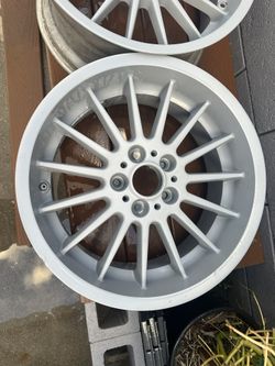 Rare 18” Staggered Bmw Style 32 Wheels Tim’s