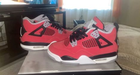 Red Retro 4