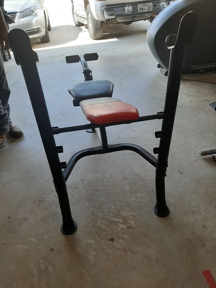 Weight bench