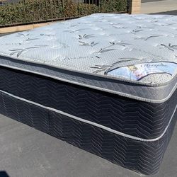 Full Orthopedic Bamboo Pillow Top Mattress!!
