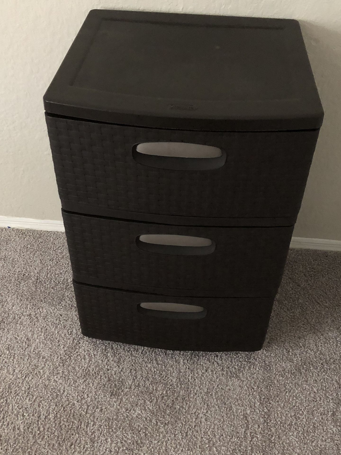 2 Plastic Dressers