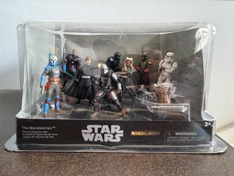 Disney Parks Store Star Wars The Mandalorian Deluxe 9 Figure Play Set New