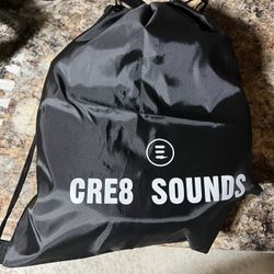 CRE8 Sounds Telescopic Stool w/ Power Bank