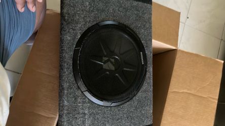 Kicker bass station
