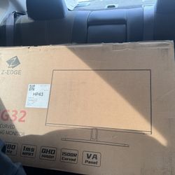 Z-EDGE 32 Inch 240Hz Curved Gaming Monitor